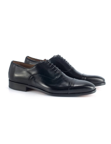 Oxford de piel de costura vuelta color negro VANMAN-NEGRO