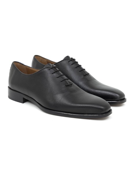 Oxford de piel con picado maría color negro CR-24058-NEGRO